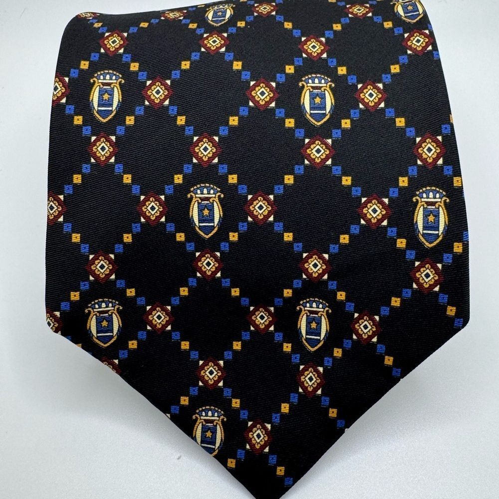 Elegant Black and Gold Men's Tie